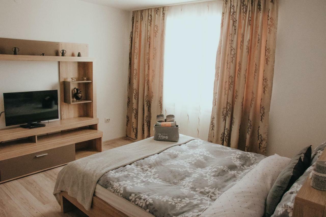 Apartament 1 Decembrie Apartman Gyulafehérvár Kültér fotó