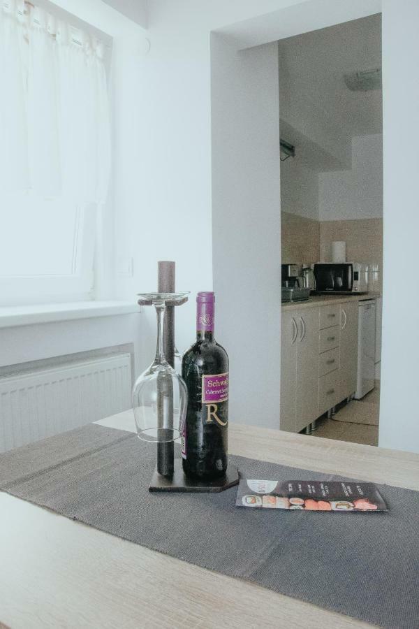 Apartament 1 Decembrie Apartman Gyulafehérvár Kültér fotó