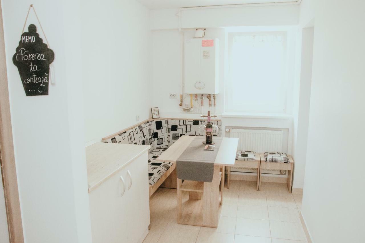 Apartament 1 Decembrie Apartman Gyulafehérvár Kültér fotó